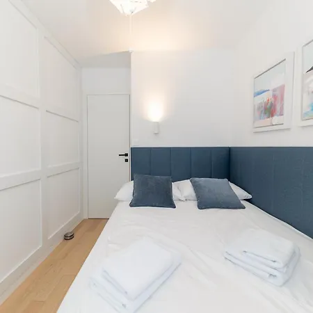 Urban Art Retreat By Belmont Realty Apartment *