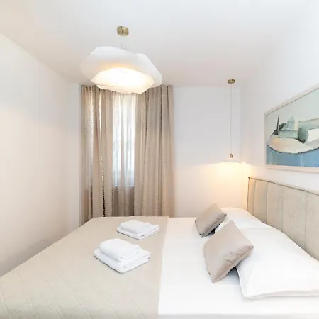 Urban Art Retreat By Belmont Realty Apartment Zadar