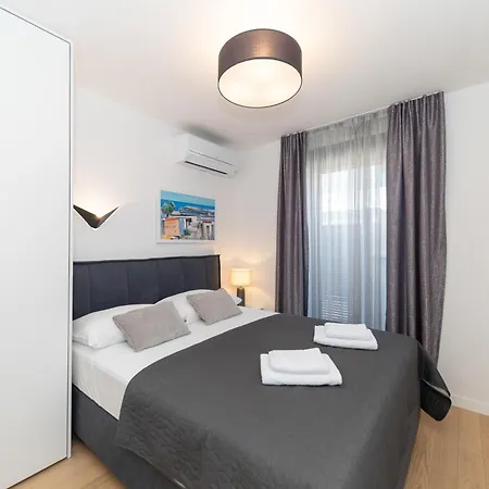 Apartment Urban Art Retreat By Belmont Realty Zadar