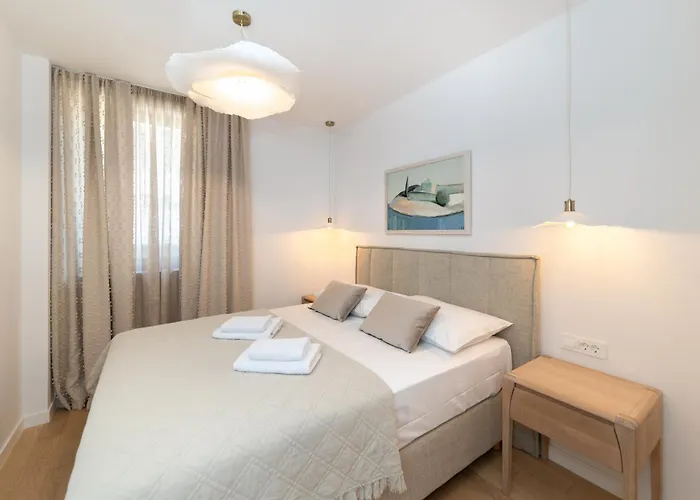 Urban Art Retreat By Belmont Realty Apartman *