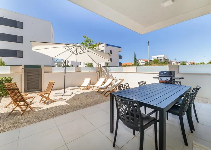 Urban Art Retreat By Belmont Realty Apartman *