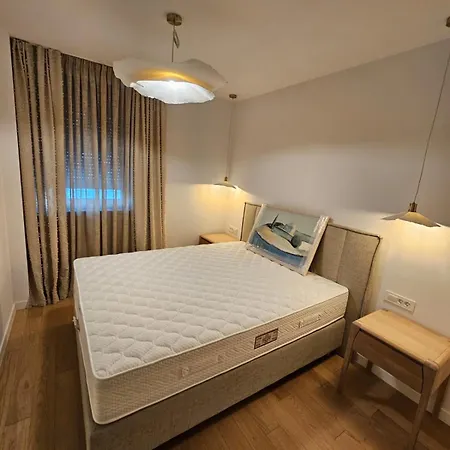 Urban Art Retreat By Belmont Realty 아파트 자다르