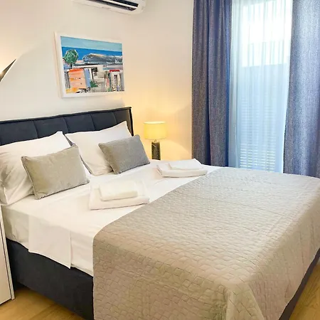 아파트 Urban Art Retreat By Belmont Realty *