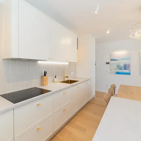 Urban Art Retreat By Belmont Realty Διαμέρισμα Ζαντάρ