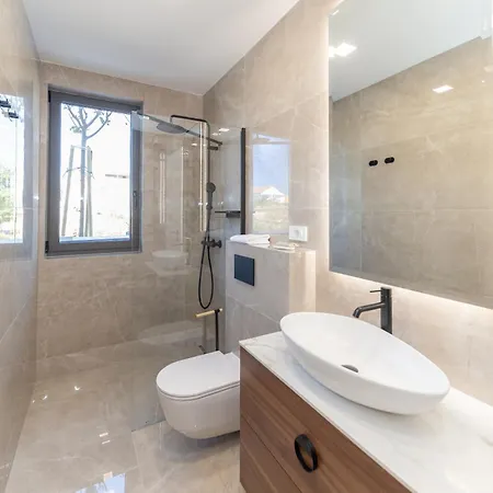 Urban Art Retreat By Belmont Realty Ζαντάρ